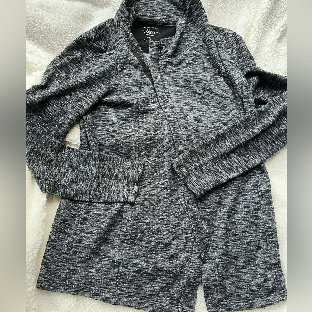 Bass side zipper sweater jacket with pockets